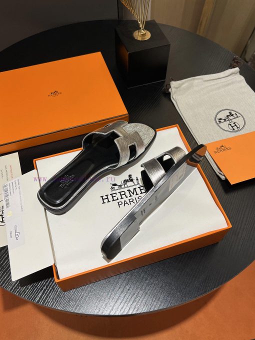 HERMES Hermes, Palm Pattern Series H Trailer, Made with 11 High Altitude Edition Shoes, Top 30v9pph6 - Image 7