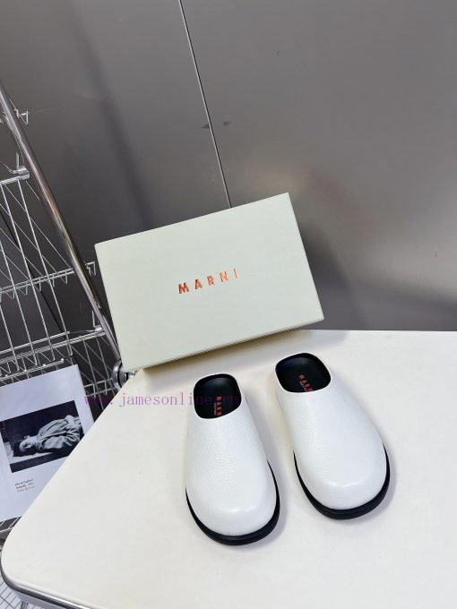 Marni Classic Half Slippers for Spring and Summer: This pair of slippers with contrasting co7uno6hfu - Image 2