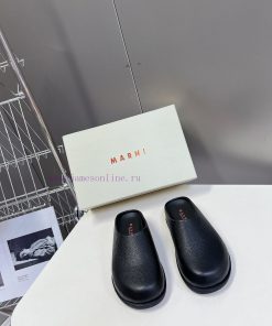 Marni Classic Half Slippers for Spring and Summer: This pair of slippers with contrasting cojjrjt5tv