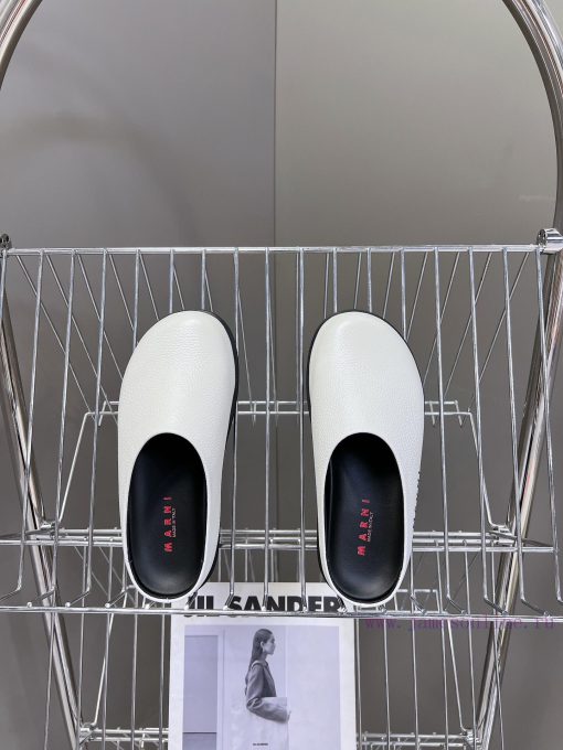Marni Classic Half Slippers for Spring and Summer: This pair of slippers with contrasting co7uno6hfu - Image 7