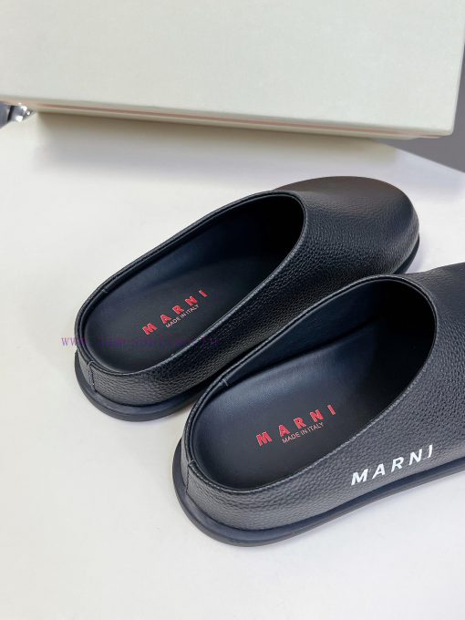 Marni Classic Half Slippers for Spring and Summer: This pair of slippers with contrasting cojjrjt5tv - Image 8
