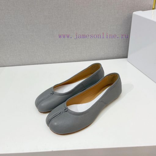 Upgraded version, MaisonMargiela Martin Margiela, a classic split toe single shoe Half a trau29datxx - Image 3