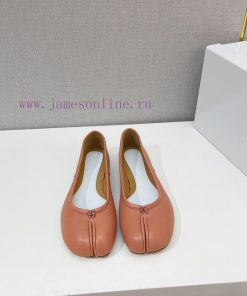 Upgraded version, MaisonMargiela Martin Margiela, a classic split toe single shoe Half a traq0uoptgx