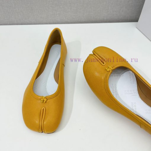 Upgraded version, MaisonMargiela Martin Margiela, a classic split toe single shoe Half a tramvbpjpad - Image 9
