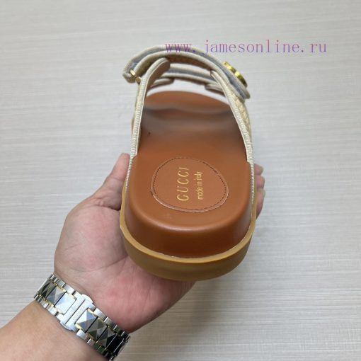 GucciGucci's popular men's fashion slippers are a must-have for spring and summer. The shoe7w9wdsdd - Image 8