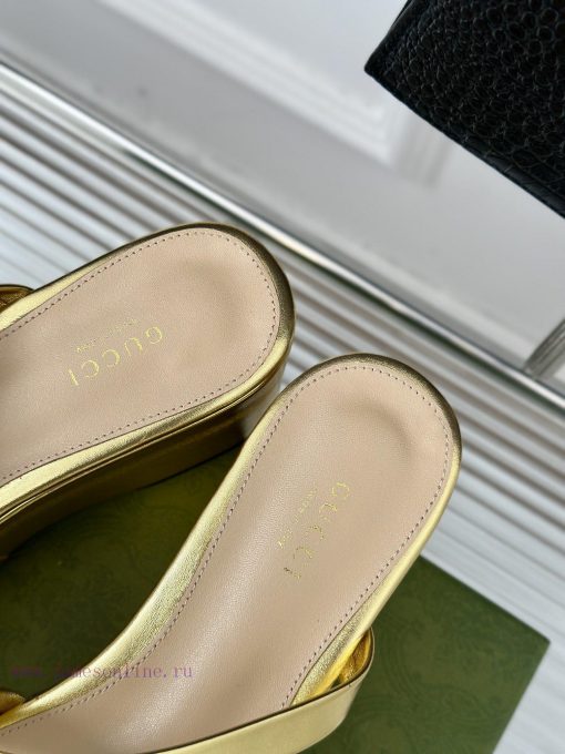 Gucci24S Spring/Summer New Product ShowThick soled chain slippersG Home is reflecting a sens1ao25uwu - Image 9