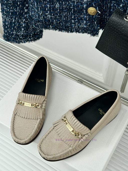 Celine/Celine Classic Four Seasons Retro loafersThis one with tassels is more playful comparvjwrt89h - Image 3