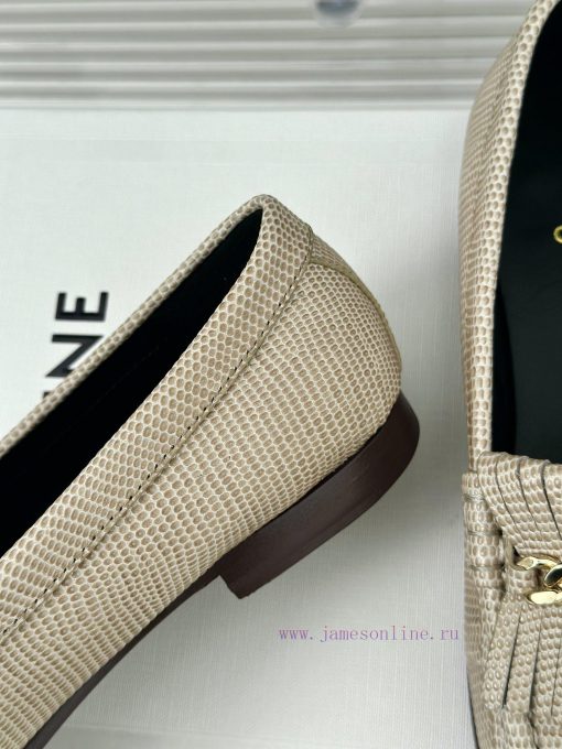 Celine/Celine Classic Four Seasons Retro loafersThis one with tassels is more playful comparvjwrt89h - Image 7