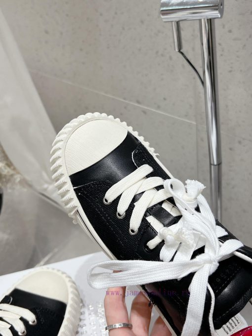 MaisonMargiela MM6, a worn-out German style training shoe, is a casual sports shoeThis Germaz6r2d1z6 - Image 7