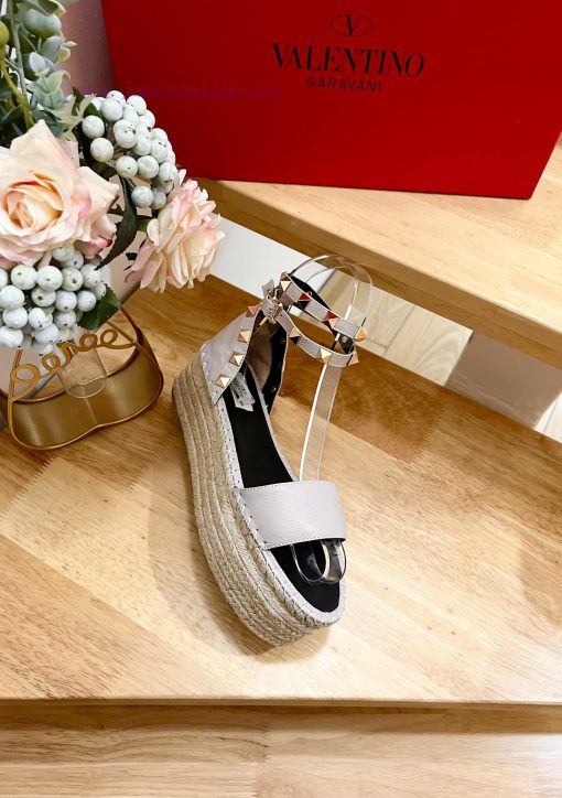 Valentino Garavani Lychee Leather Strap Thick Bottom Slope Heel Sandals-Customized Edition-M25pnexkk - Image 4