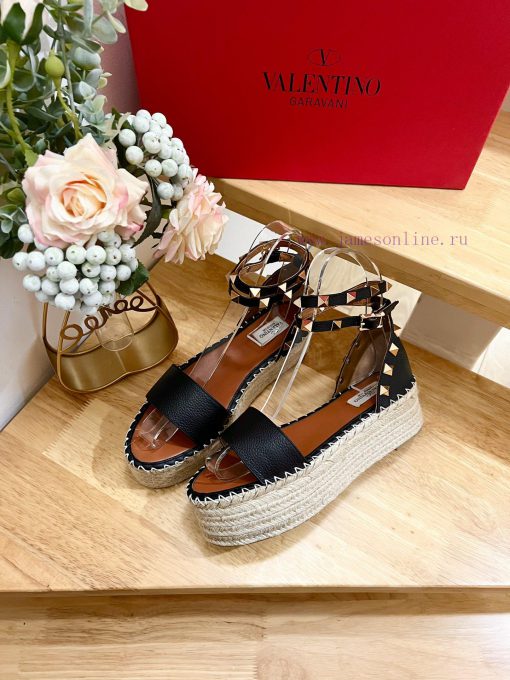 Valentino Garavani Lychee Leather Strap Thick Bottom Slope Heel Sandals-Customized Edition-M1bmv0pzw - Image 3