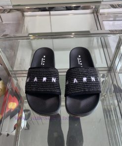 Marni's new spring and summer couple style slippers exude the necessary atmosphere for summerjpuxnvy