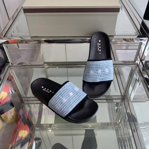 Marni's new spring and summer couple style slippers exude the necessary atmosphere for summed0pzyxtr - Image 10
