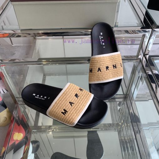 Marni's new spring and summer couple style slippers exude the necessary atmosphere for summetp6zyf6f - Image 8