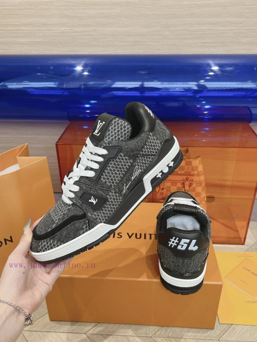Louis Vuitton's new checkerboard denim trainer sneakers for couplesSizes 35-45pbyveqii - Image 6