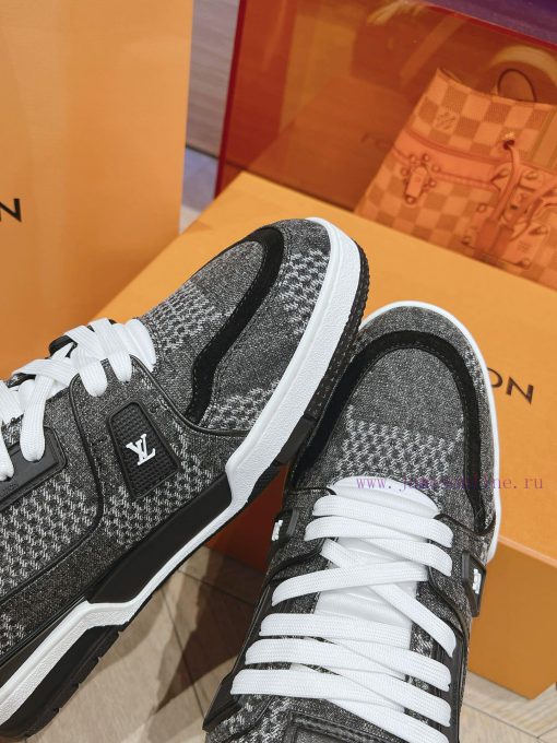 Louis Vuitton's new checkerboard denim trainer sneakers for couplesSizes 35-45pbyveqii - Image 8