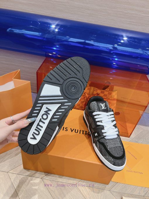 Louis Vuitton's new checkerboard denim trainer sneakers for couplesSizes 35-45pbyveqii - Image 10