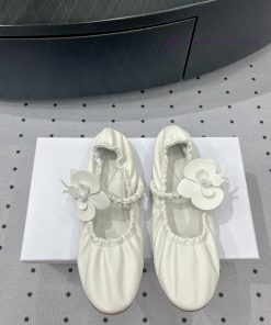 𝒁𝑰𝑴𝑴𝑬𝑹𝑴𝑨𝑵𝑵𝟐𝟒𝑭𝑾 Beauty control chart, personalized flower design, beautiful upper legsFabric a8qbtlnl