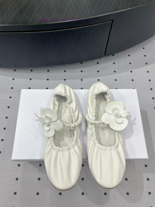 𝒁𝑰𝑴𝑴𝑬𝑹𝑴𝑨𝑵𝑵𝟐𝟒𝑭𝑾 Beauty control chart, personalized flower design, beautiful upper legsFabric a8qbtlnl - Image 2