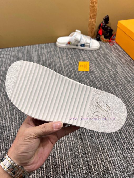 LV One Word Drag LOUIS VUITTON high-end slippers are created one-on-one by Ludeng Yiwei,Branbixdnvpv - Image 10