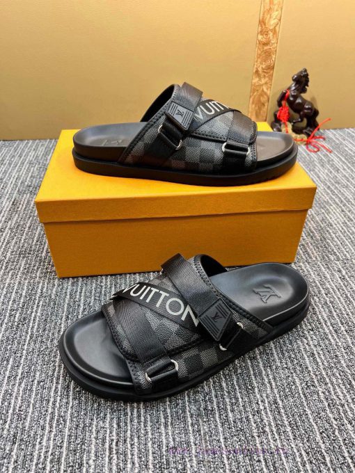 LV One Word Drag LOUIS VUITTON high-end slippers are created one-on-one by Ludeng Yiwei,Branihlutsuz - Image 4