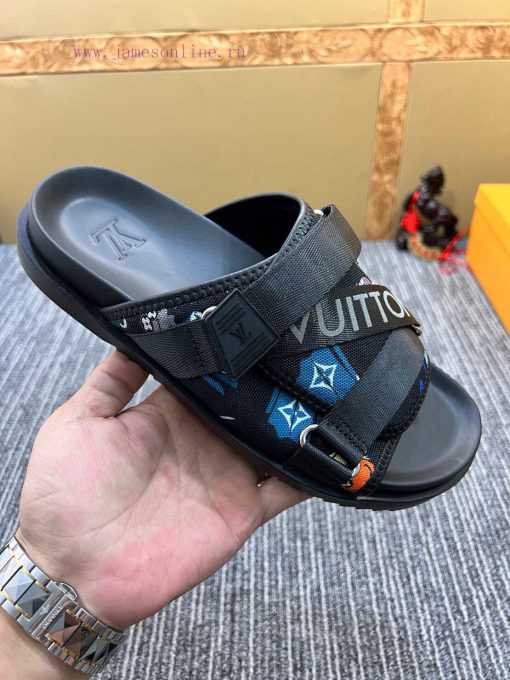 LV One Word Drag LOUIS VUITTON high-end slippers are created one-on-one by Ludeng Yiwei,Bran1uocouyq