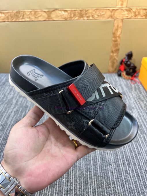 LV One Word Drag LOUIS VUITTON high-end slippers are created one-on-one by Ludeng Yiwei,Branlolgj4t7