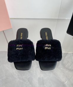 2 ⃣ ️0 ⃣ ️2 ⃣ ️4 ️⃣ Miumi * ss autumn and winter new flat bottomed woolen slippersTop tier——zzhhzrqs
