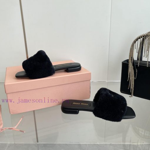 2 ⃣ ️0 ⃣ ️2 ⃣ ️4 ️⃣ Miumi * ss autumn and winter new flat bottomed woolen slippersTop tier——zzhhzrqs - Image 8