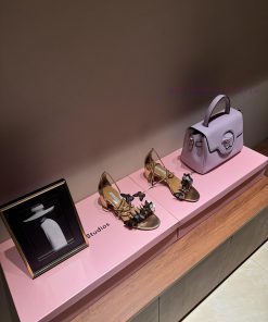 The mostAQUAZURA Big Pineapple Butterfly 🦋 Decorative high heels2024 Spring/Summer Butterfly0ttz9y90