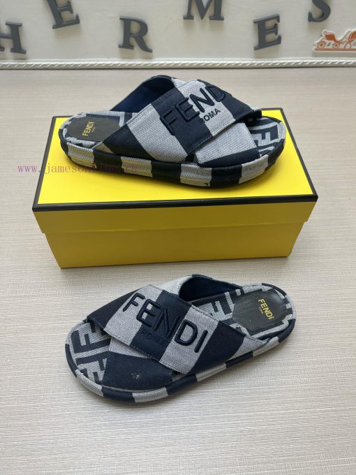 Couple styleFENDI's latest thick soled slippers for spring and summer, featuring an embroidenw1209cg - Image 5