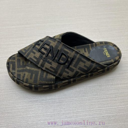 Couple styleFENDI's latest thick soled slippers for spring and summer, featuring an embroidedtg4sl3x - Image 9