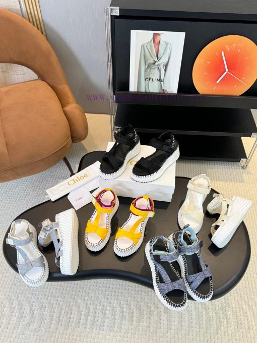 In 2024, Chloe will launch a new pair of sandals simultaneously. The spring and summer stylebfss3lf9 - Image 2