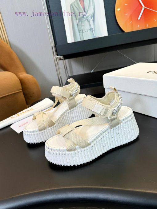 In 2024, Chloe will launch a new pair of sandals simultaneously. The spring and summer stylebfss3lf9 - Image 8