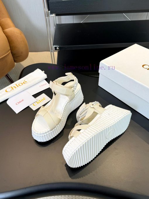 In 2024, Chloe will launch a new pair of sandals simultaneously. The spring and summer stylebfss3lf9 - Image 9
