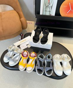 In 2024, Chloe will launch a new pair of sandals simultaneously. The spring and summer stylek46btlr1
