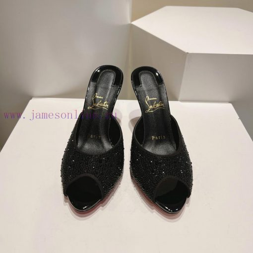 Top versionOriginal boxChristian Louboutin | 2024s 𝐒 Original cargo heavy industry CL classim7gmogz8
