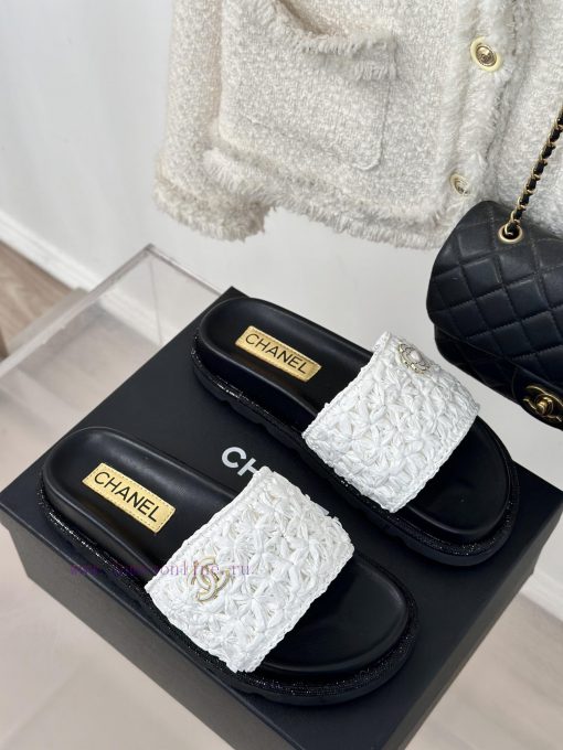 Chanel | Chanel 24P New ProductDouble C cool mat woven lazy slippersSimple and atmospheric, e2wjs8dv - Image 4