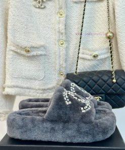 Chanel | Chanel Classic Double C Diamond Thick Bottom Hairy SlippersThe "First to Wear" seri6mv72zg0
