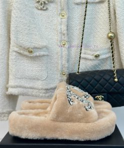 Chanel | Chanel Classic Double C Diamond Thick Bottom Hairy SlippersThe "First to Wear" seriypl1opnz