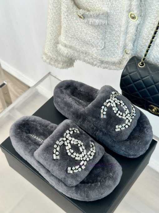 Chanel | Chanel Classic Double C Diamond Thick Bottom Hairy SlippersThe "First to Wear" seri6mv72zg0 - Image 4