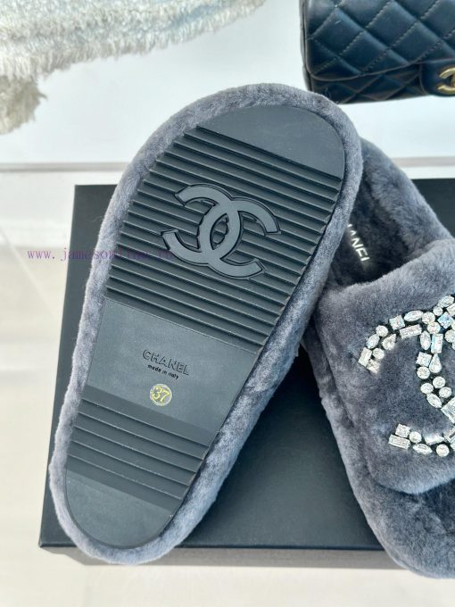 Chanel | Chanel Classic Double C Diamond Thick Bottom Hairy SlippersThe "First to Wear" seri6mv72zg0 - Image 10