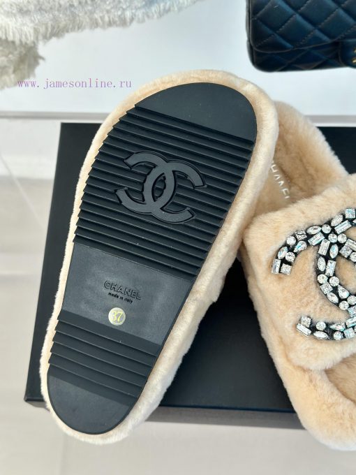 Chanel | Chanel Classic Double C Diamond Thick Bottom Hairy SlippersThe "First to Wear" seriypl1opnz - Image 10