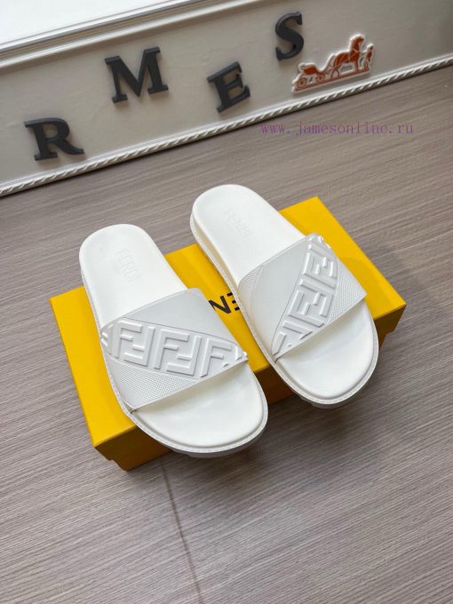 FENDI official website men's slippers and men's shoes are hot selling. The original version vqrz11q5 - Image 4