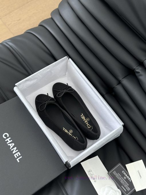 New layoutChanel new color ballet shoesThe classic in the original 11 replica classic is peri4lk3d4y