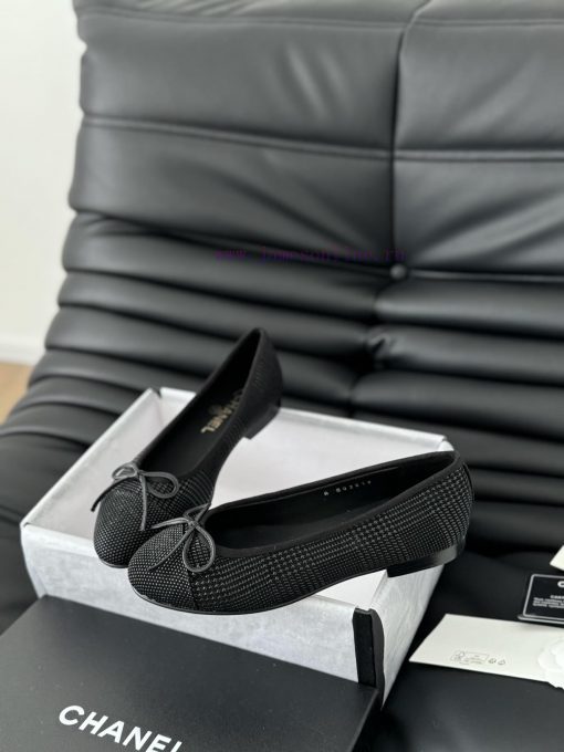 New layoutChanel new color ballet shoesThe classic in the original 11 replica classic is peri4lk3d4y - Image 4