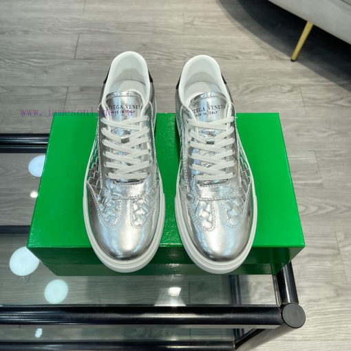The original BottegaVeneta Baodiejia classic men's lace up casual sneakers developed by the 35pda280