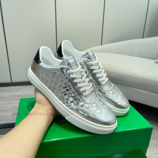 The original BottegaVeneta Baodiejia classic men's lace up casual sneakers developed by the 35pda280 - Image 3