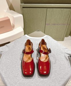 | ²⁰²4 𝐬𝐬  🤍🤎HEREU British minimalist motorcycle sandals with thick heels, round heads, anjk8p2x69