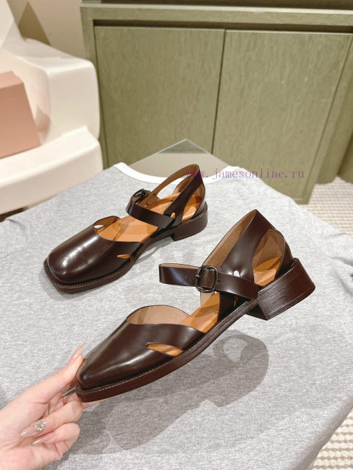 | ²⁰²4 𝐬𝐬  🤍🤎HEREU British minimalist motorcycle sandals with thick heels, round heads, anmce6ubd8 - Image 4